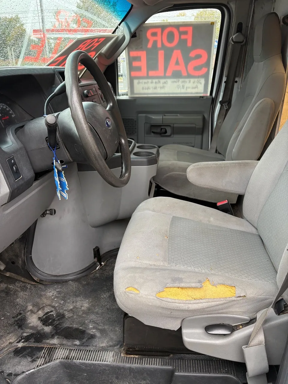 Ford E-450 2016 photo 5