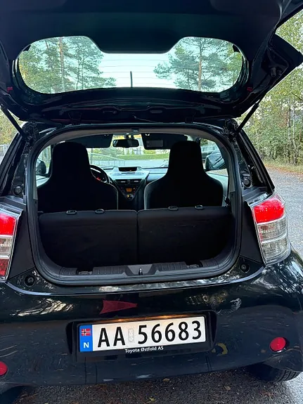 Toyota Iq 2009 photo 3
