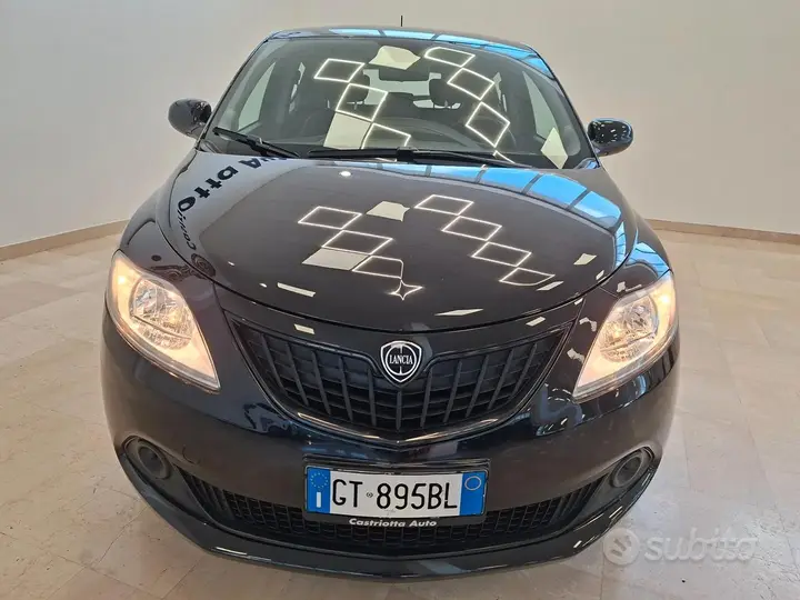Lancia Ypsilon 2024 photo 2