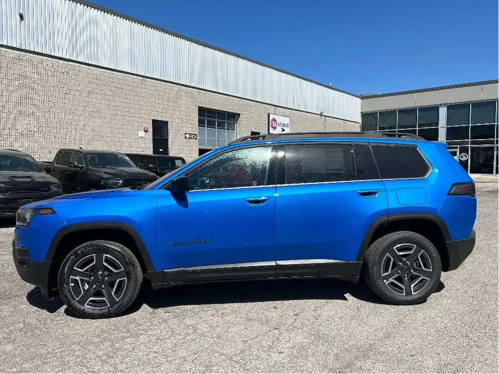 Jeep Cherokee 2026 photo 3