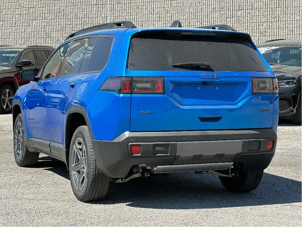 Jeep Cherokee 2026 photo 4