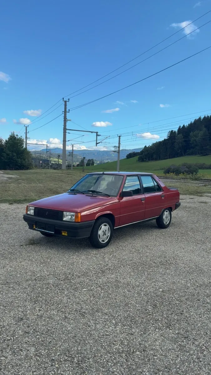 Renault Sonstige