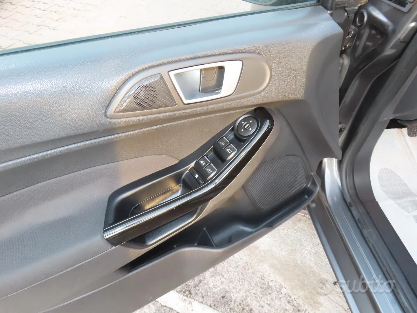 Ford Fiesta 2017 photo 5