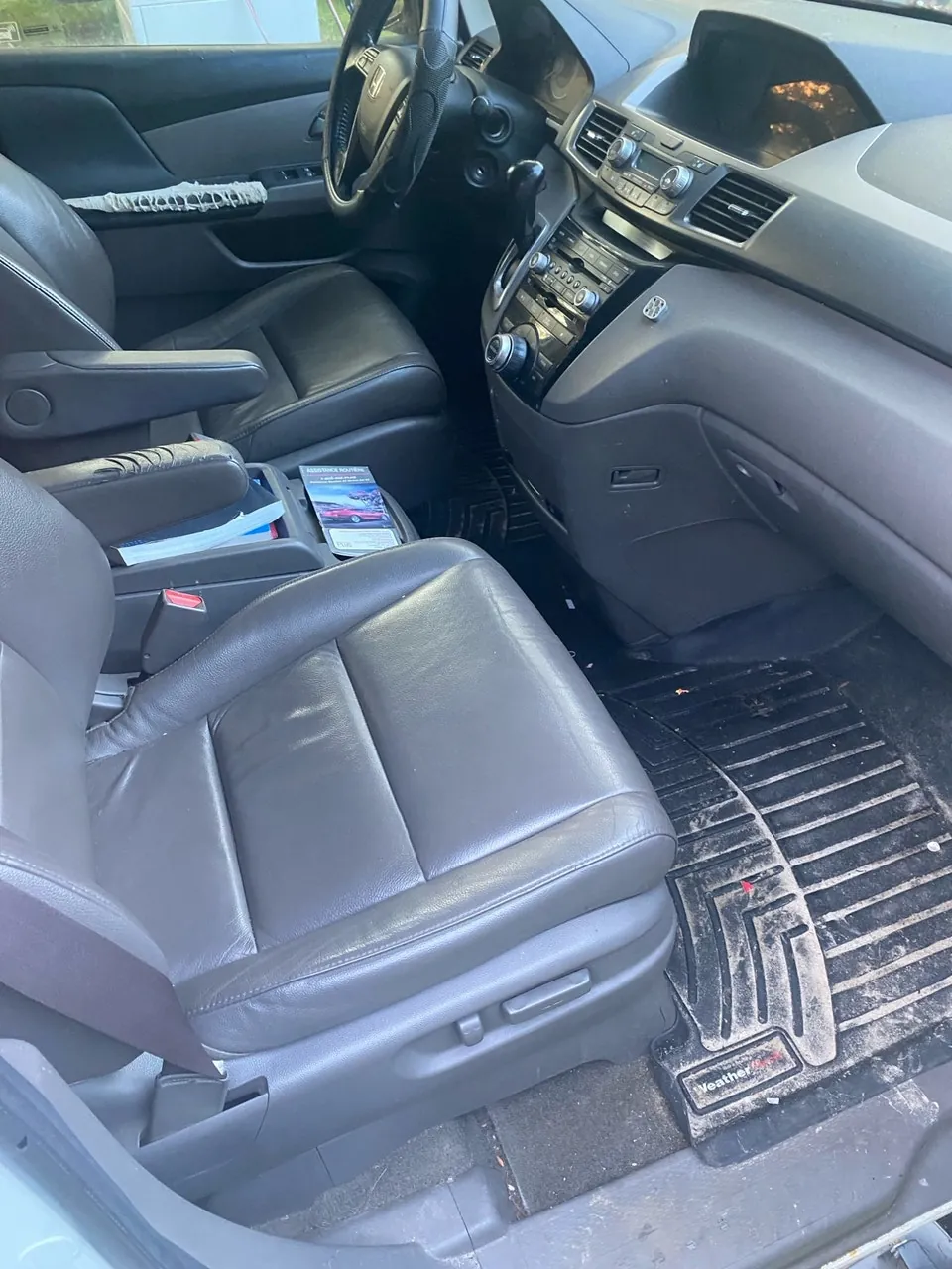 Honda Odyssey 2012 photo 3