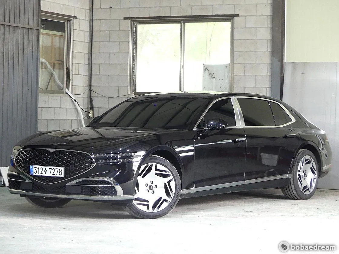 Genesis G90 2023 photo 2