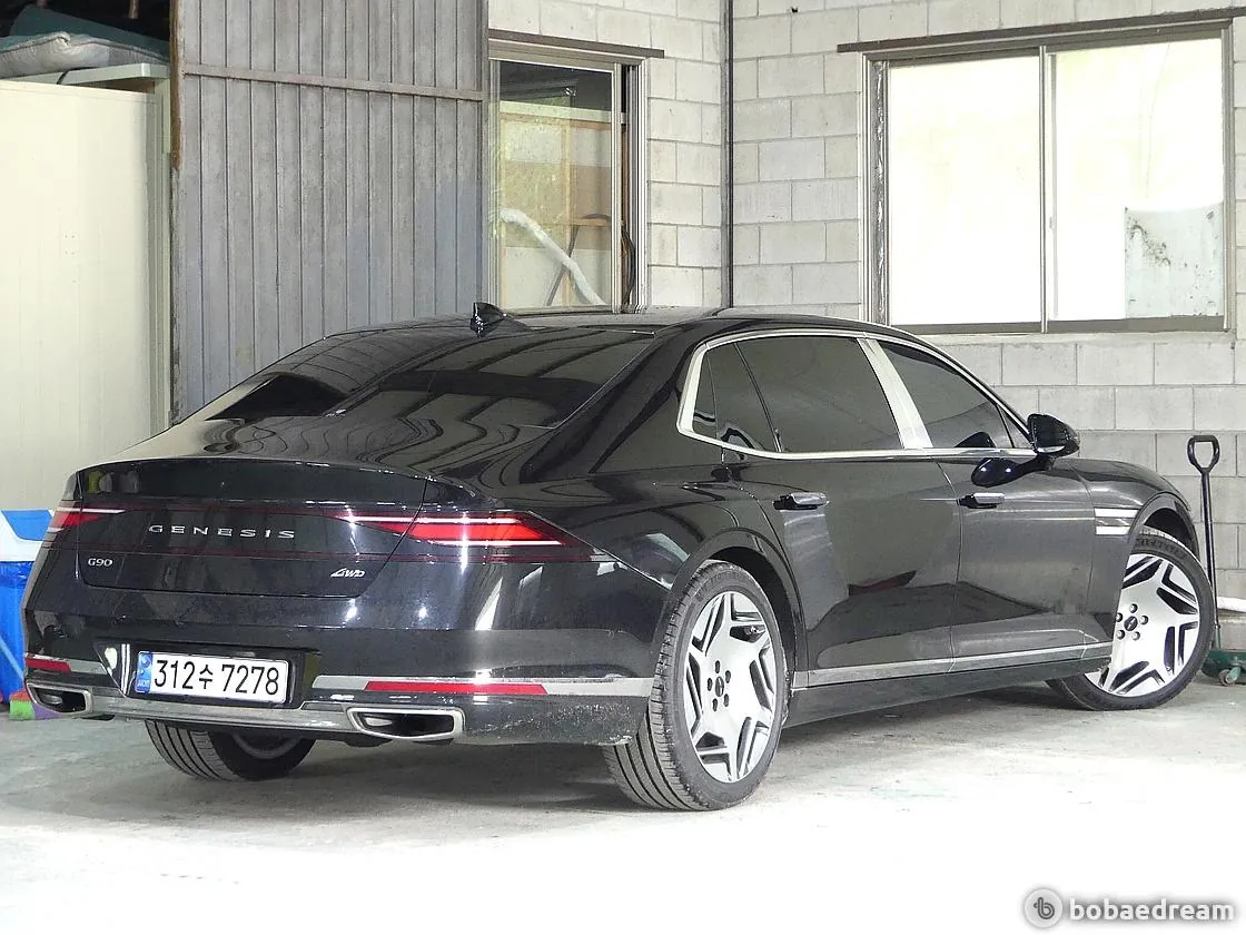 Genesis G90 2023 photo 3