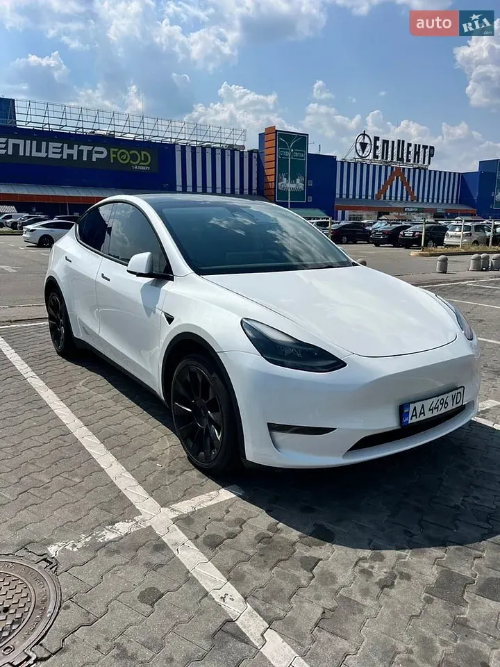 Tesla Model Y