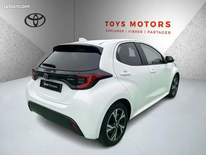 Toyota Yaris 2025 photo 5
