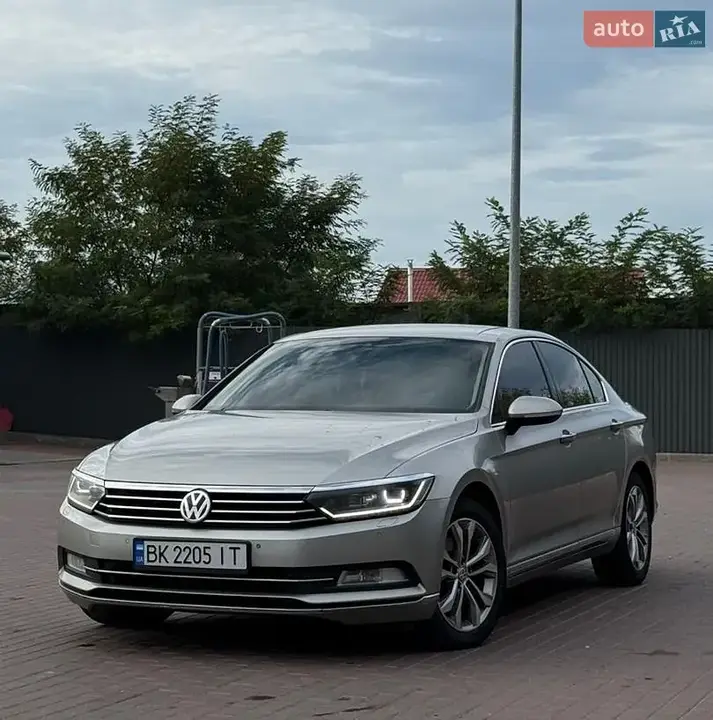 Volkswagen Passat