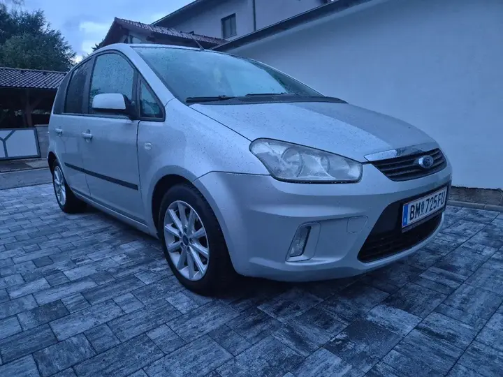 Ford C-Max 2010 photo 2