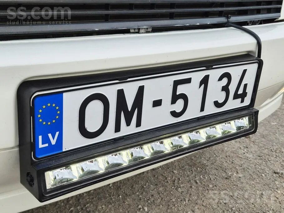 Volkswagen Multivan 1994 photo 5