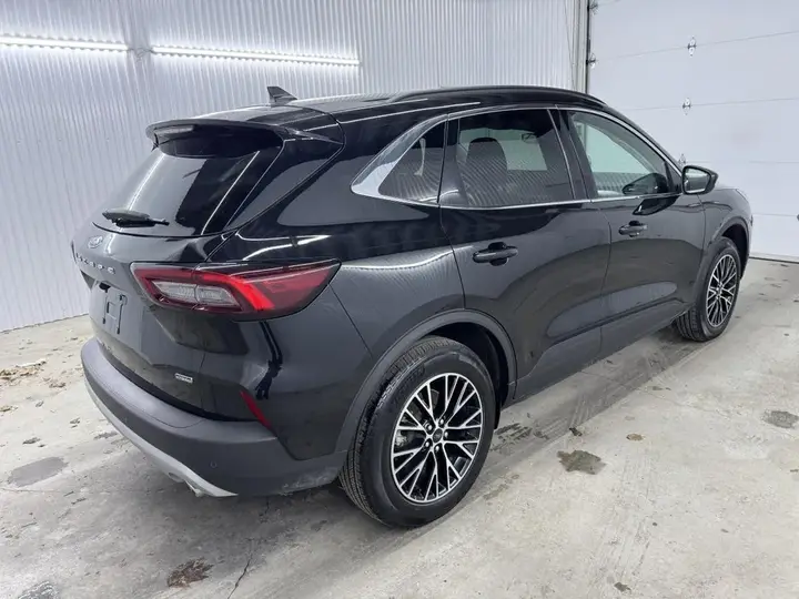 Ford Escape 2025 photo 4