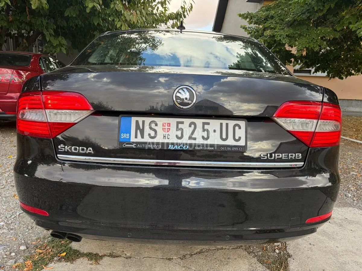Skoda Superb 2014 photo 5