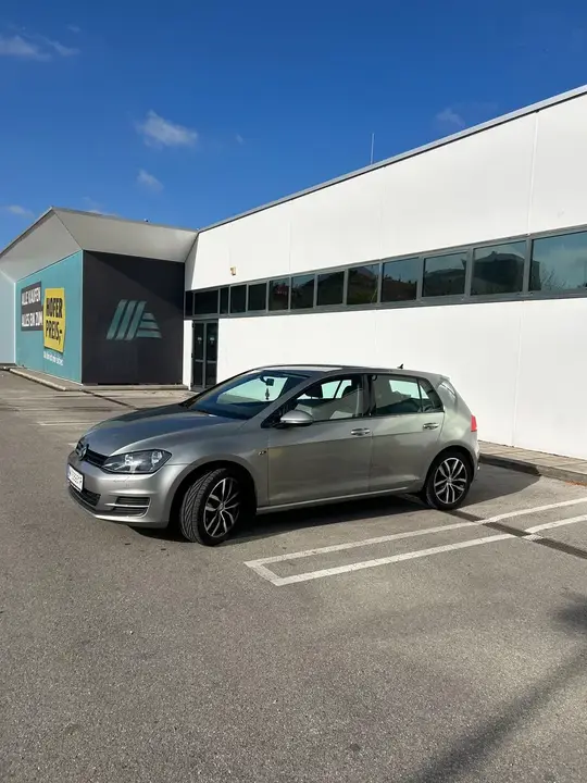 Volkswagen Golf 2013 photo 3