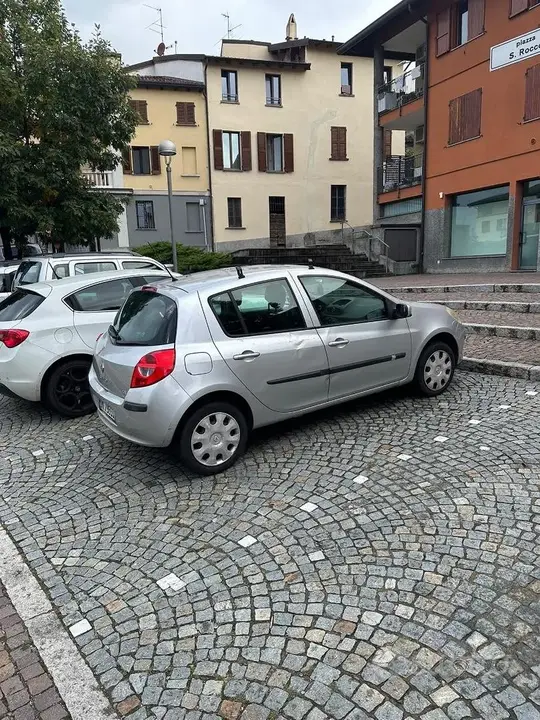 Renault Clio 2008 photo 3
