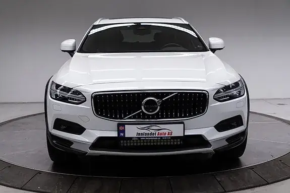 Volvo V90 Cross Country 2022 photo 3