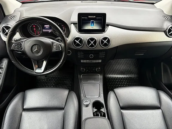 Mercedes-Benz B180 D 2017 photo 2
