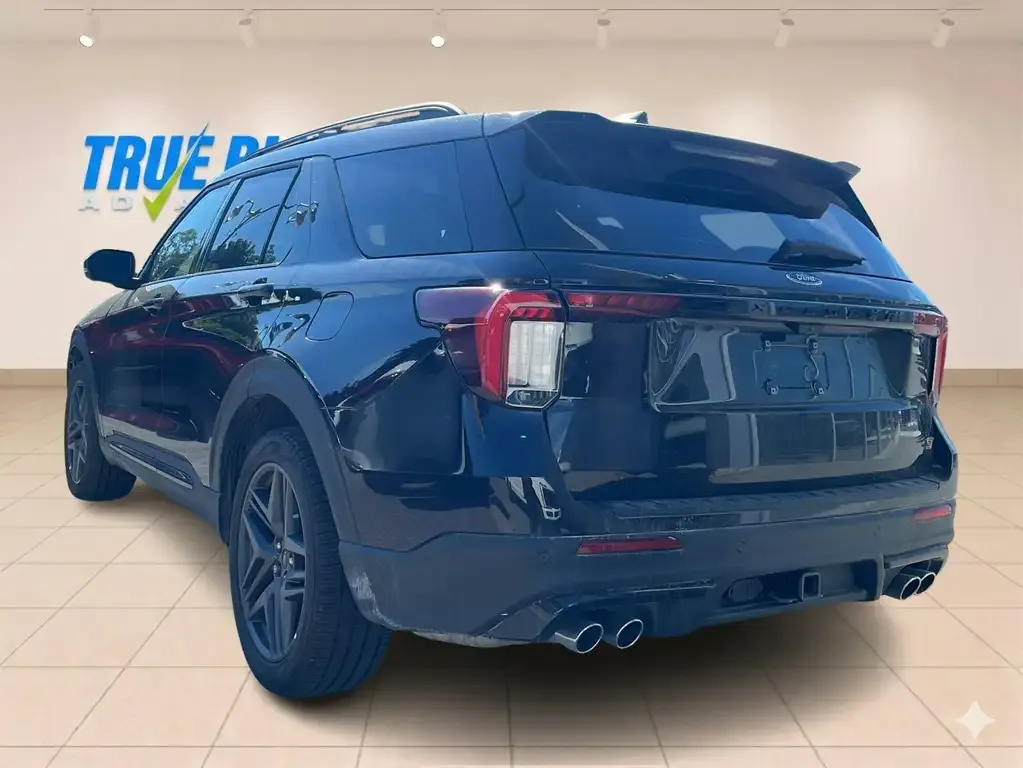 Ford Explorer 2026 photo 3