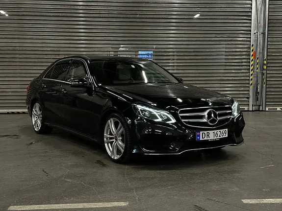 Mercedes-Benz E200 D 2014 photo 2
