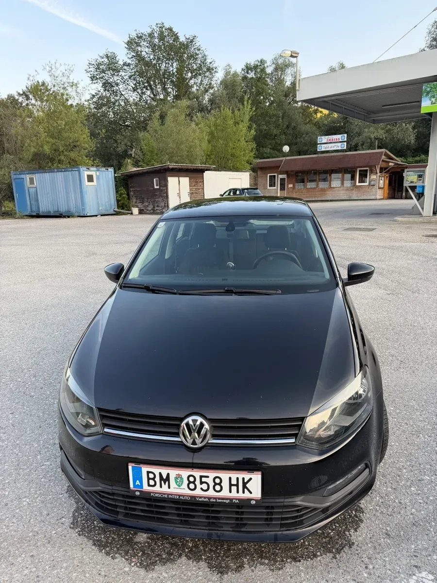 Volkswagen Polo 2017 photo 2