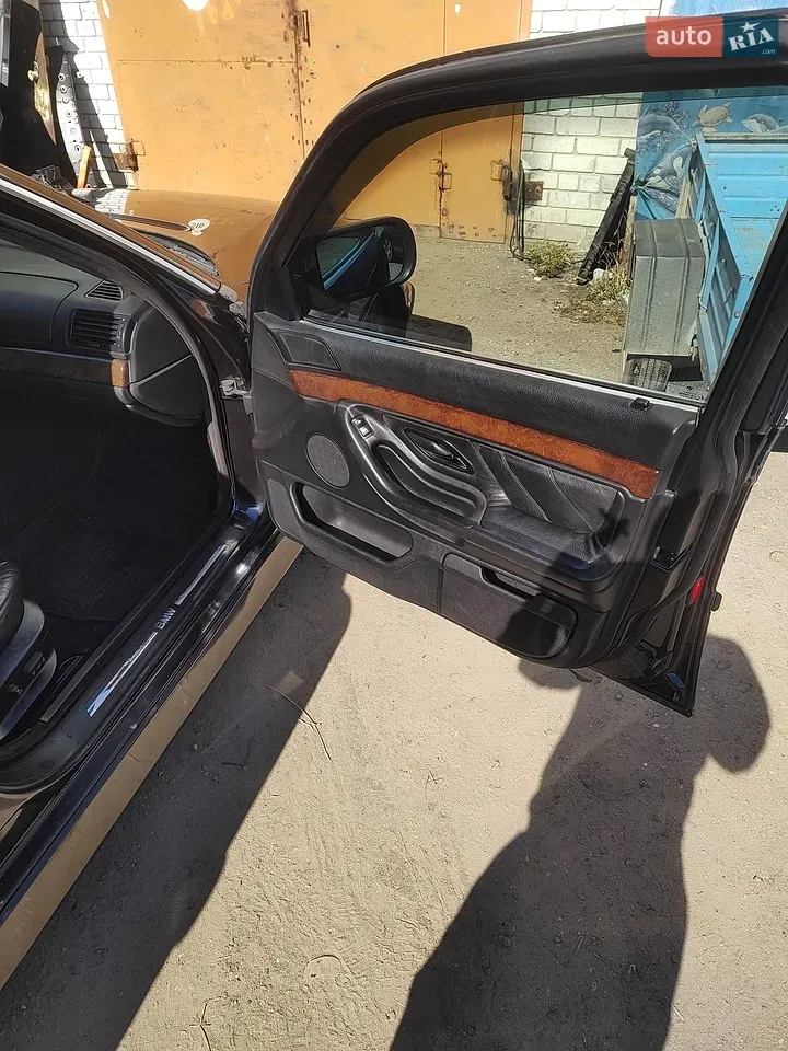 BMW 7 Series 1999 photo 5