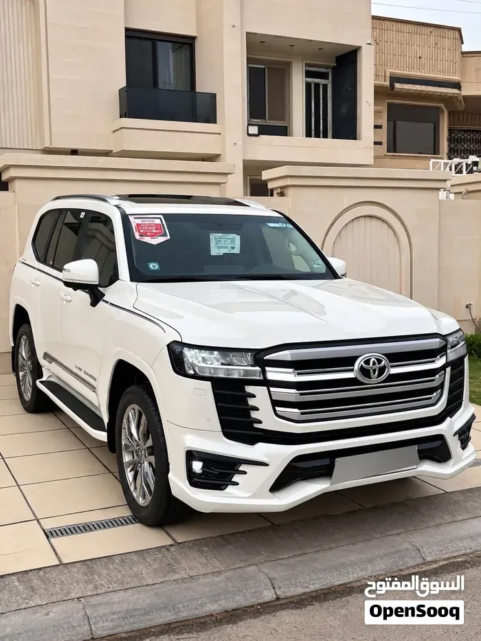 Toyota Land Cruiser 2024 photo 3
