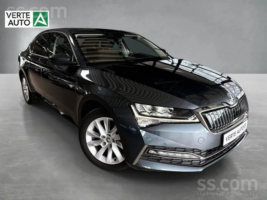 Skoda Superb 2021 photo 3