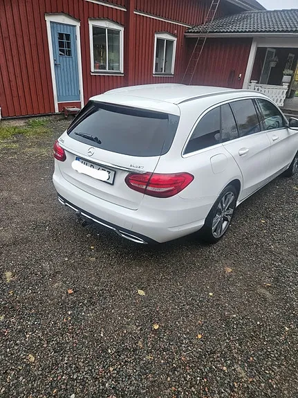 Mercedes-Benz C250 2015 photo 4