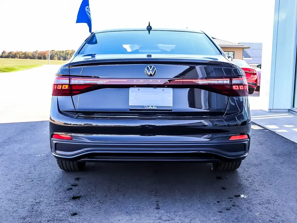 Volkswagen Jetta 2026 photo 4