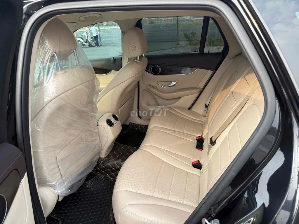 Mercedes-Benz Glc 2018 photo 5