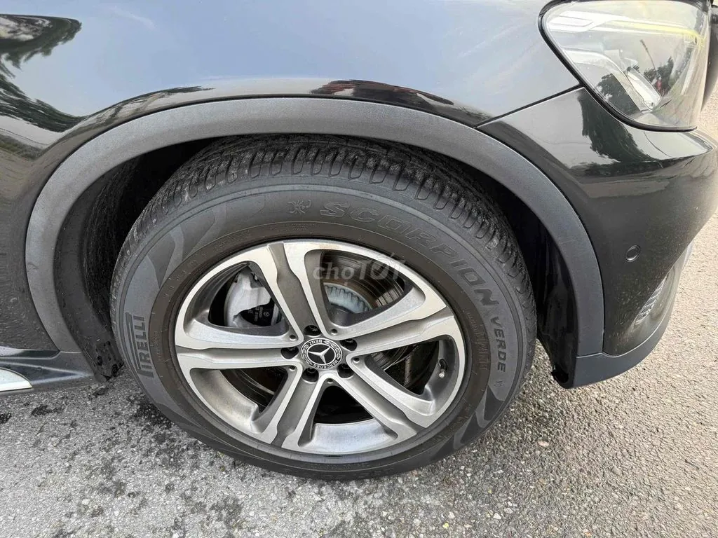 Mercedes-Benz Glc 2018 photo 4