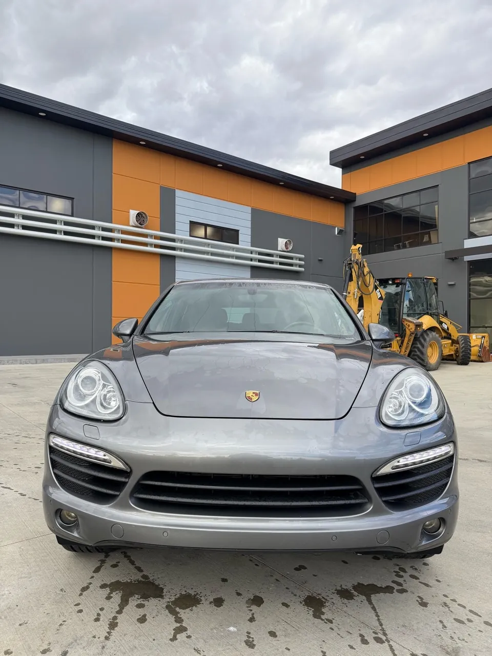 Porsche Cayenne 2011 photo 2