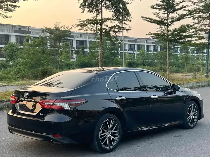 Toyota Camry 2023 photo 4