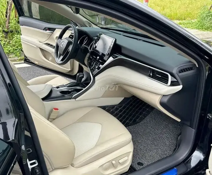 Toyota Camry 2023 photo 5