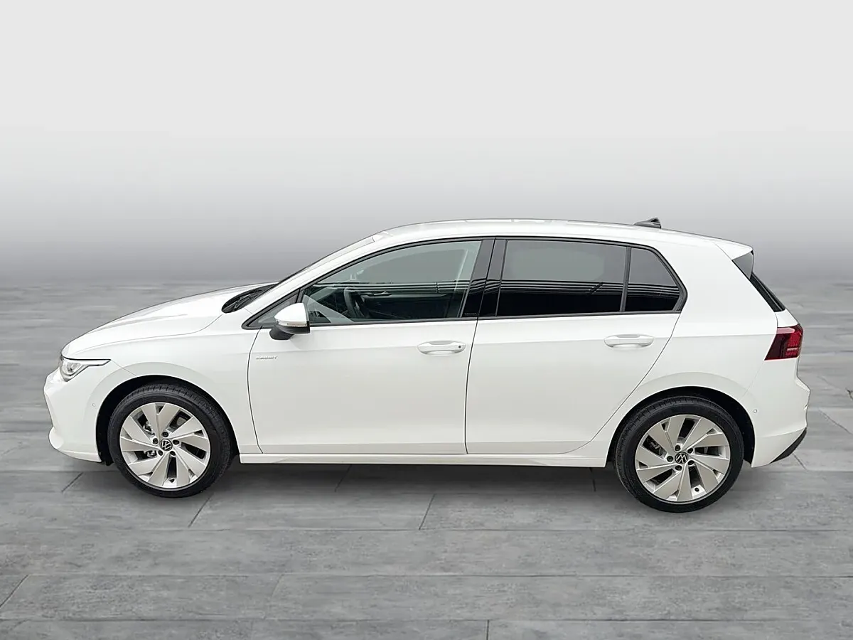 Volkswagen Golf 2026 photo 3