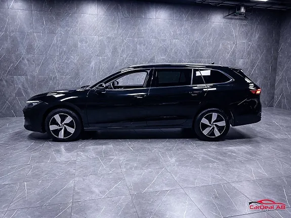 Volkswagen Passat 2025 photo 4
