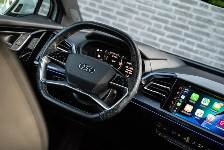 Audi Q4 E-Tron 2023 photo 2