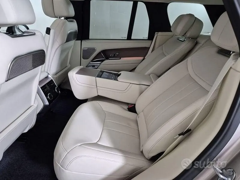 Land Rover Range Rover 2024 photo 5