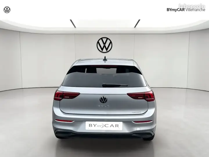 Volkswagen Golf 2025 photo 4