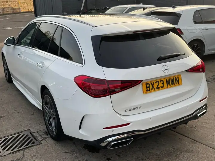 Mercedes-Benz C-Class 2023 photo 5