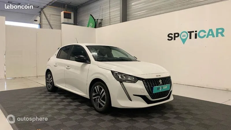 Peugeot 208 2023 photo 3