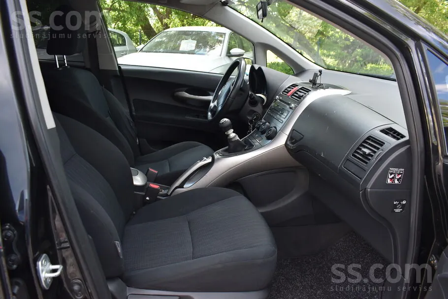 Toyota Auris 2008 photo 5