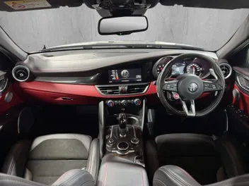 Alfa Romeo Giulia 2017 photo 3