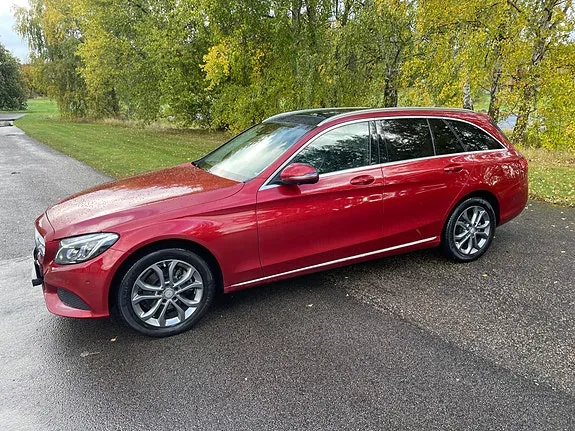 Mercedes-Benz C220
