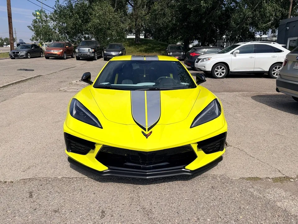 Chevrolet Corvette 2022 photo 2
