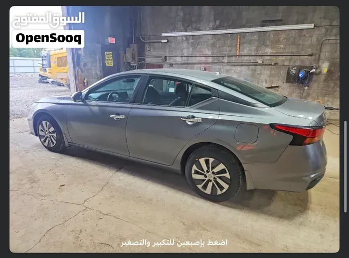Nissan Altima 2021 photo 2