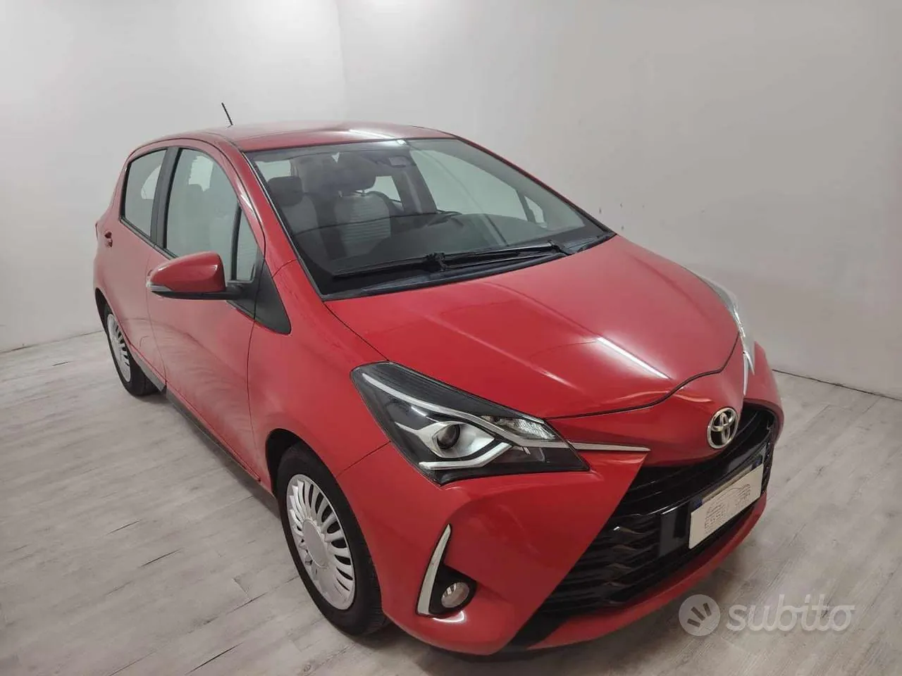 Toyota Yaris 2018 photo 2
