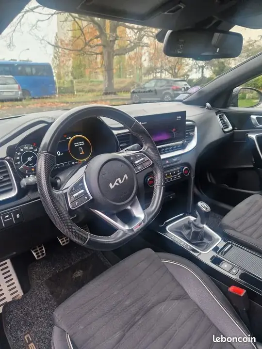 Kia Proceed 2022 photo 2