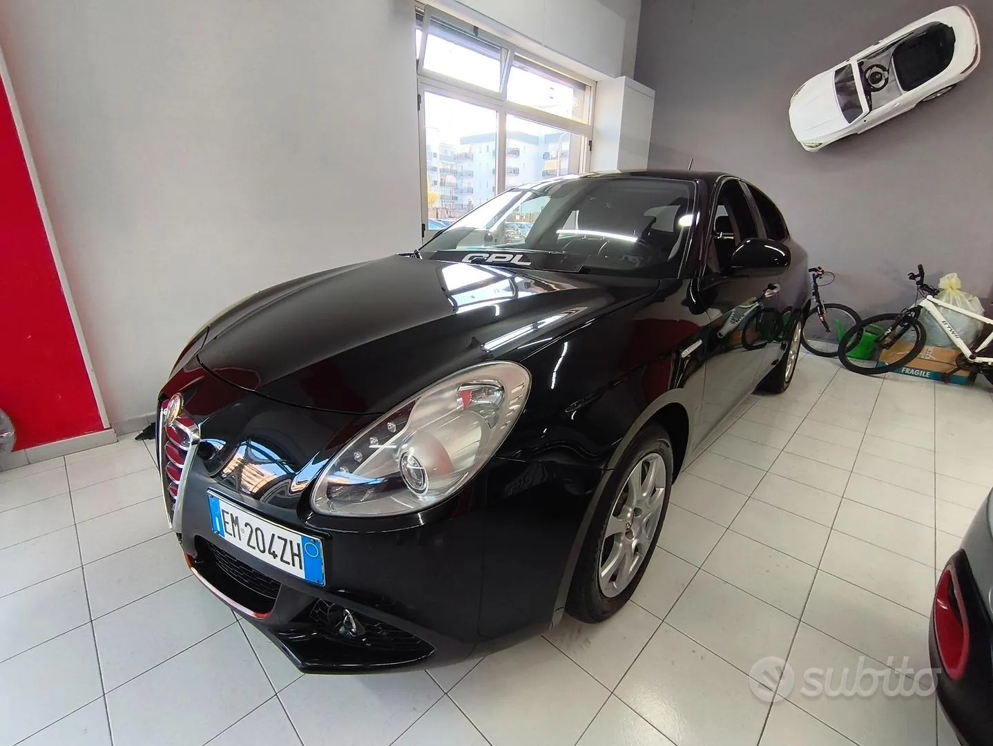 Alfa Romeo Giulietta 2012 photo 2