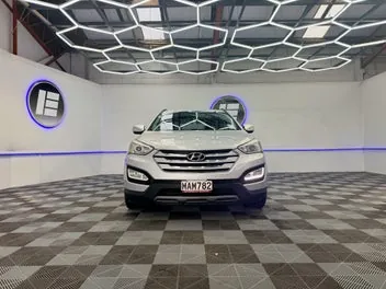 Hyundai Santa Fe 2014 photo 3